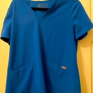 FIGS Casma Three Pocket scrub top- medium